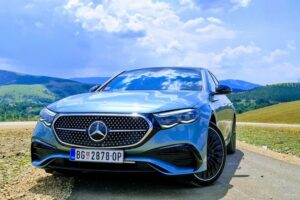 Test Mercedes E 220d: Kakva kombinacija nafte i elektromotora – ova ZVEZDA unela je nervozu u sam vrh!